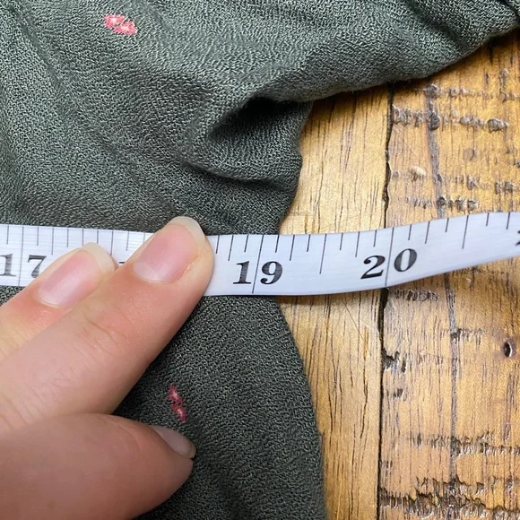 Roxy Green Long Sleeve Blouse - Picture 12 of 13